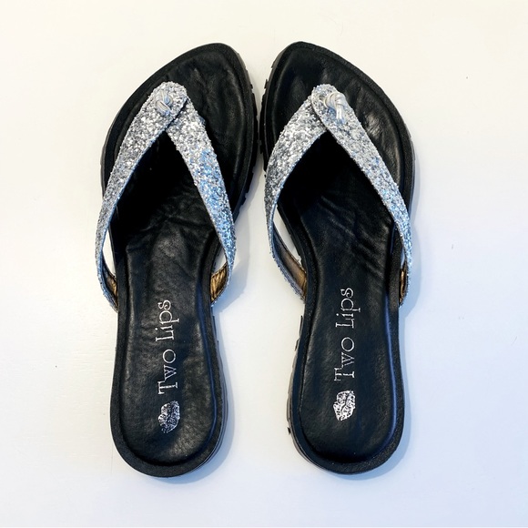 Two Lips Rhoda Flat Sandals - Picture 7 of 9